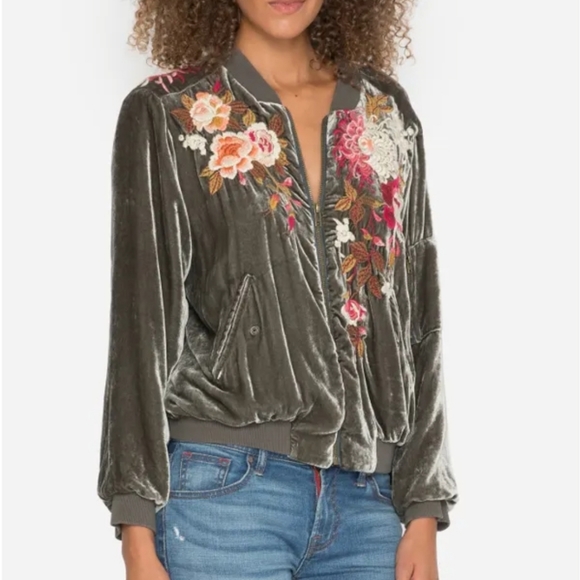 Johnny Was Jackets & Blazers - JOHNNY WAS CHRYS VELVET BOMBER - SZ S